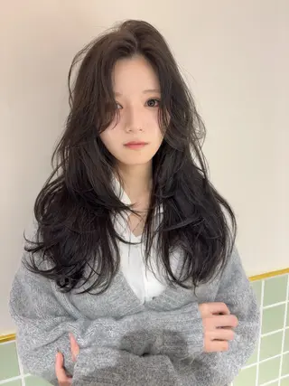 セミロング カラー ヘアアレンジ ®️レイヤー/透明感 カラー/星野六三四のヘアスタイル