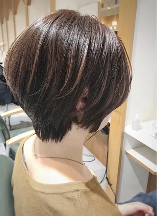 ショート Neolive caffのヘアスタイル