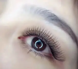 マツエク・マツパ 清水 美佳のネイルデザイン