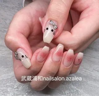 ネイル R inのネイルデザイン