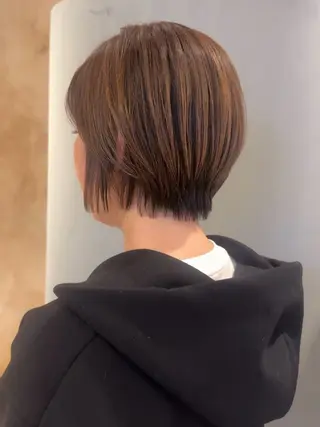 ショート lot Karen / 心斎橋のヘアスタイル