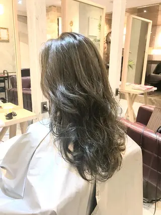 セミロング カラー 髪質改善・艶髪特化 木村侑平のヘアスタイル