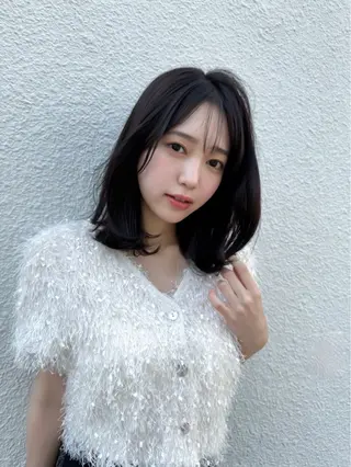 ミディアム 似合わせモテヘア Akari🦢🖤のヘアスタイル