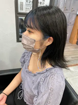 ミディアム 大内 志穂のヘアスタイル