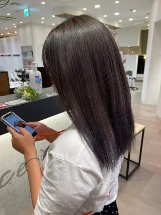 ミディアム カラー Lico所属・小川 楓華のヘアスタイル