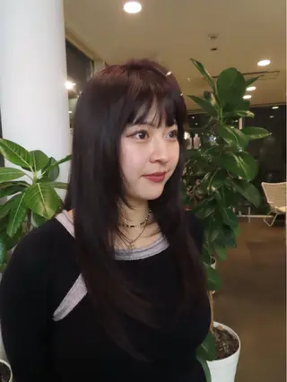 カラー 近藤 理子のヘアスタイル