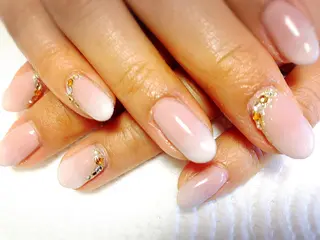 ネイル リラネイル所属・福田 美代子のネイルデザイン