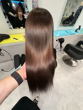ロング カラー ヘアアレンジ 🩵ダメージレス艶感 ハイトーン🩷のヘアスタイル