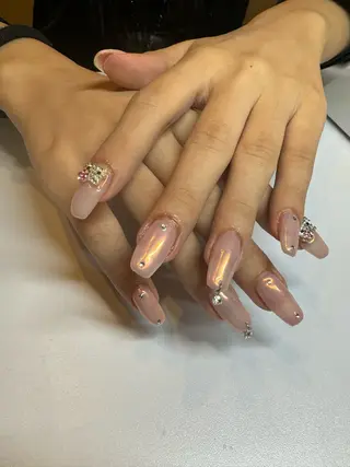 ネイル 濱岡 咲のネイルデザイン