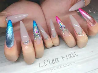 ネイル Li'leaNail AINAのネイルデザイン
