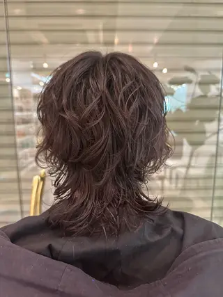 ミディアム ハコ（HACO)所属・豊嶋 暉直のヘアスタイル