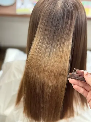ロング bloomPremium所属・岡山美容院bloom HONOKAのヘアスタイル