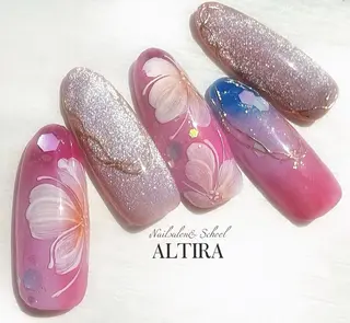 ネイル ALTI RAのネイルデザイン