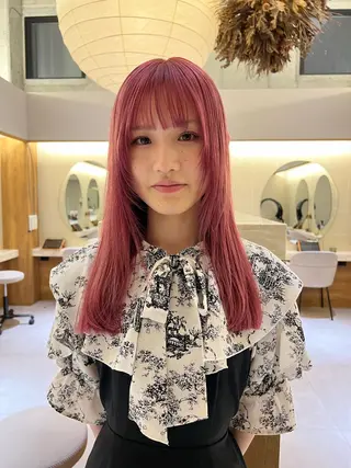 ロング カラー yiye   神宮前所属・manami /暖色 /カットモデル募集のヘアスタイル