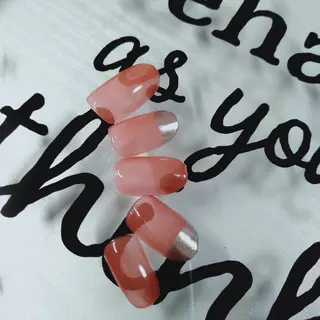 ネイル 爪工房ぱるっこ所属・川岡 香を里のネイルデザイン