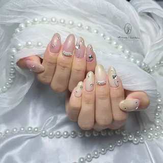 ネイル M2 BEAUTY マリエのネイルデザイン