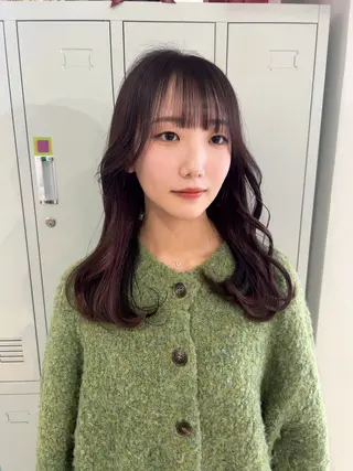 ミディアム カラー (h)wim ウィムのヘアスタイル