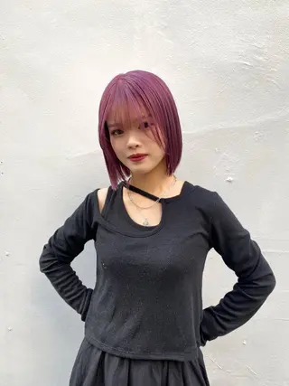 ミディアム 重里 瑠花のヘアスタイル