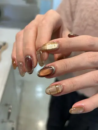 ネイル Salondevi2 isanaのネイルデザイン