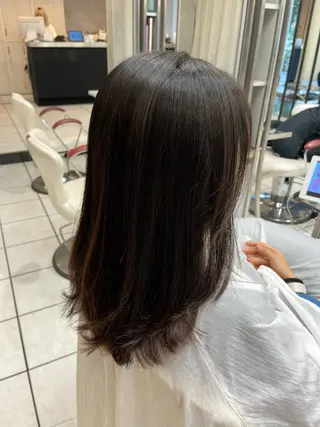 セミロング カラー パーマ アートディレクター 尾内 友美のヘアスタイル