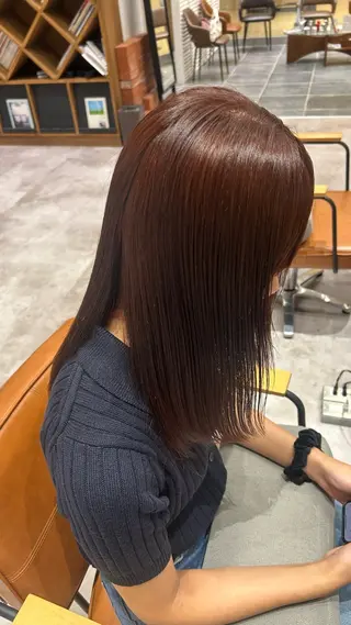 カラー mikoto暖色🍑 抜け感カラー🪡✨のヘアスタイル