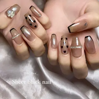 ネイル Mon trésor所属・Montrésor 名古屋ネイルサロンのネイルデザイン