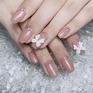 ネイル Hanya 🌈のネイルデザイン