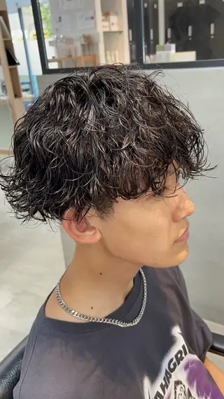 ミディアム パーマ メンズ 🫧似合わせカット 立川TOSHIKIのヘアスタイル