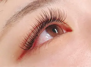 マツエク・マツパ eminy lash 【エミニーラッシュ】のマツエク・マツパデザイン