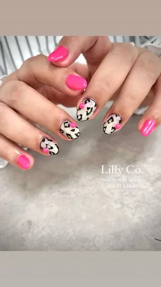 ネイル Lilly Co.のネイルデザイン