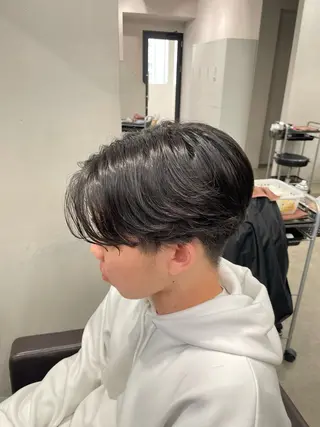 メンズ REINA ISHIDOのヘアスタイル