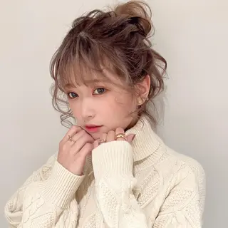 セミロング カラー ヘアアレンジ 🎀taro ブリーチなしカラーのヘアスタイル