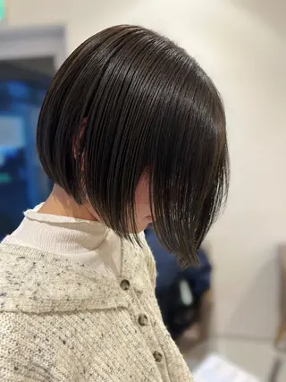 ショート 🫧オリーブカラー/ 酸性縮毛矯正銀座🫧のヘアスタイル