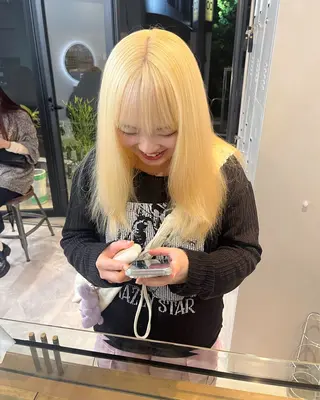 ロング カラー 🪞艶髪ハイトーン Maya🪞のヘアスタイル