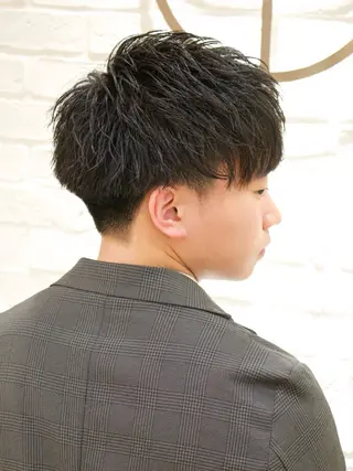 ミディアム ヨシザワインクプレミアム横浜所属・樋口 心音のヘアスタイル