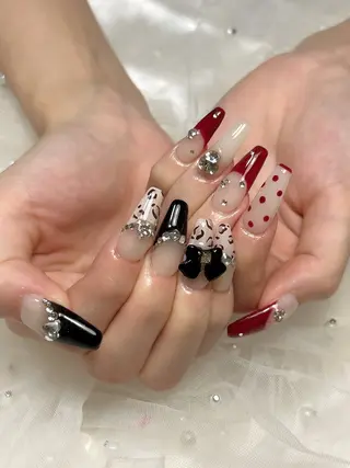 ネイル U·Mi nail salon所属・U·Mi 上野御徒町容のネイルデザイン