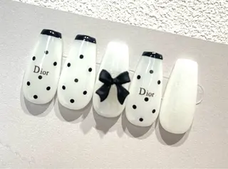 ネイル le'a-レア-【ア イ×ネイル×眉】のネイルデザイン