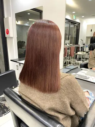 セミロング カラー 横山 奈央のヘアスタイル