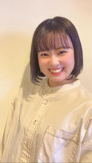 ショート カラー 小島 千夏のヘアスタイル