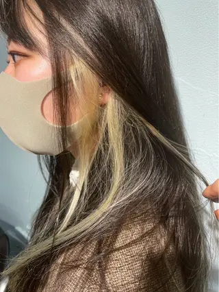 セミロング ✂︎hiroカットと 縮毛矯正とカラー✂︎のヘアスタイル