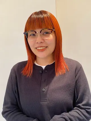 ミディアム Tomoka🐶🌟 似合わせカット✂︎のヘアスタイル