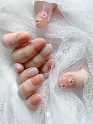 ネイル salon Ange 五反田店所属・アンジュ Sumiのネイルデザイン