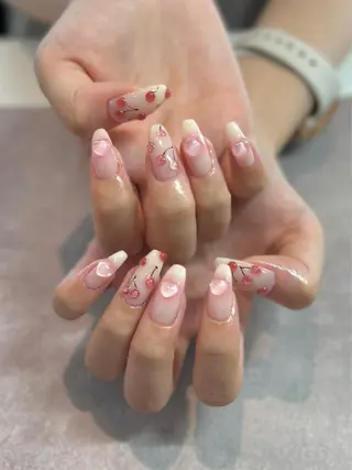 ネイル Revia所属・Revia おおだちあやなのネイルデザイン