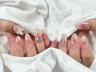 ネイル Salute本店 🦋仲原里佳のネイルデザイン