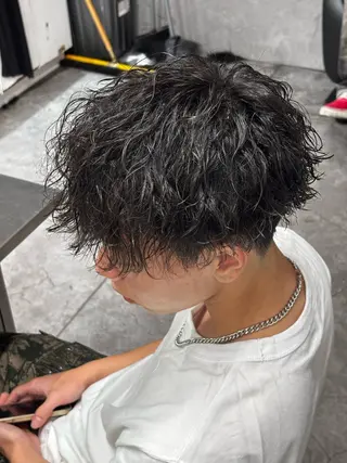 パーマ メンズ メンズ特化✨️ 韓国風パーマ🔥一八のヘアスタイル