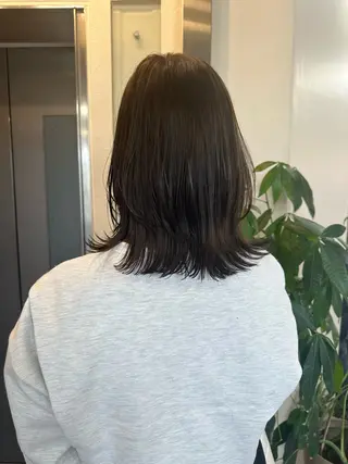 ミディアム レイヤー/顔周り 田山　穂波のヘアスタイル