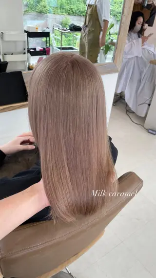 セミロング アルーナビューティデザイン所属・鈴木 妃帆未のヘアスタイル