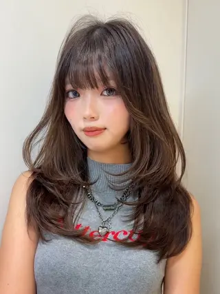 セミロング カラー ケアブリーチ 韓国レイヤーKYONのヘアスタイル