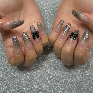 ネイル VIERU 🌈🎀💖のネイルデザイン