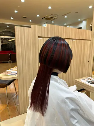 ロング カラー プログレス小平小川所属・フェザー/波巻き 雫石大夢のヘアスタイル